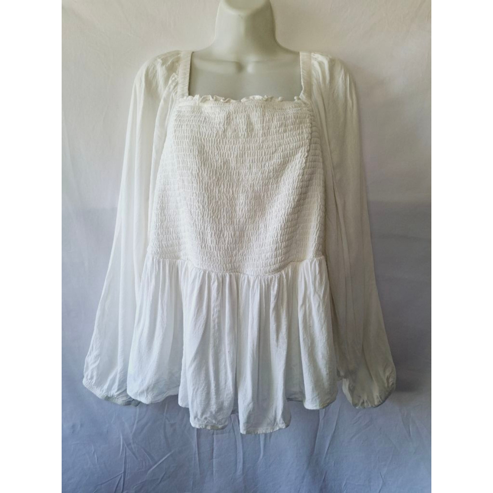 Torrid White Size 2X fairytale Renaissance smocked milkmaid cottage core blouse - Picture 4 of 8